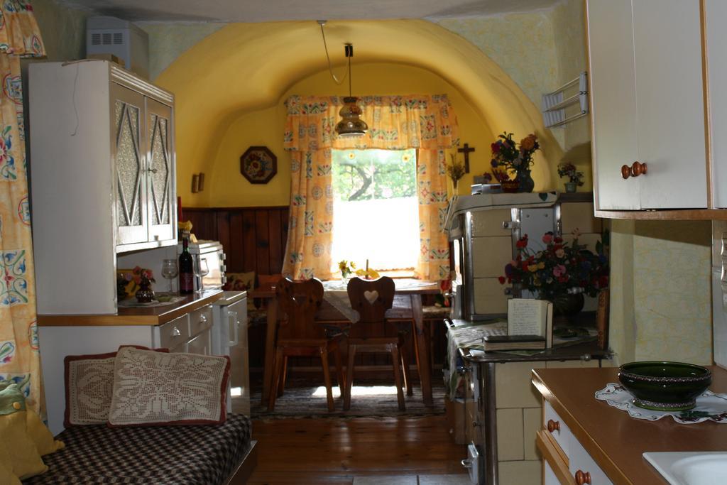Weinbau-Gaestezimmer Martin Und Eva Maria Jamek Weißenkirchen in der Wachau Eksteriør billede