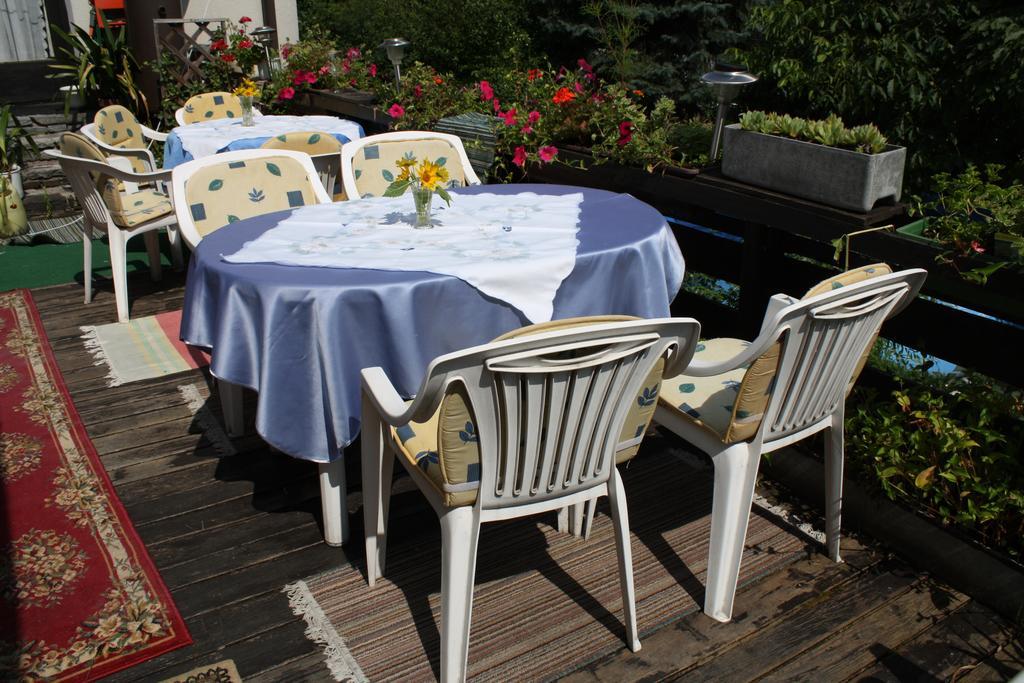 Weinbau-Gaestezimmer Martin Und Eva Maria Jamek Weißenkirchen in der Wachau Eksteriør billede