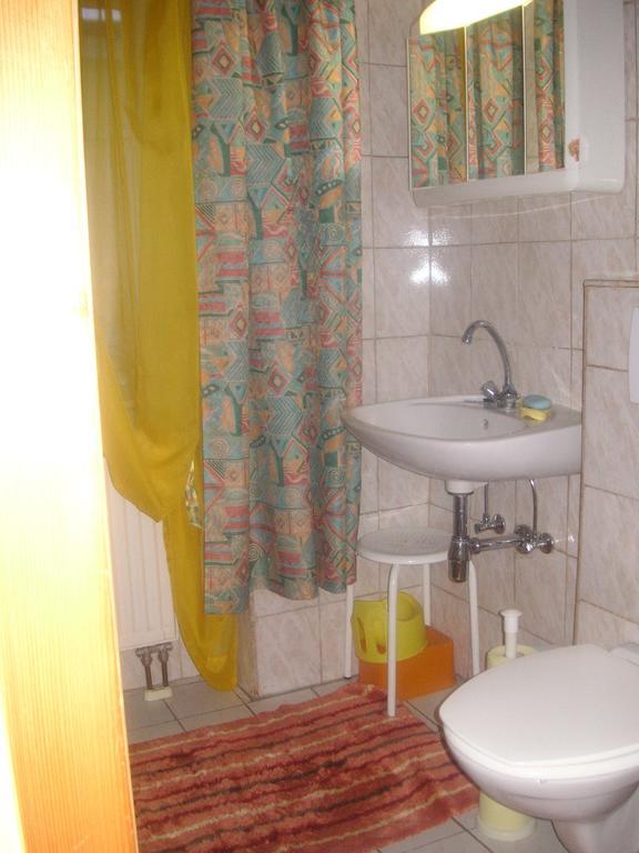 Weinbau-Gaestezimmer Martin Und Eva Maria Jamek Weißenkirchen in der Wachau Eksteriør billede