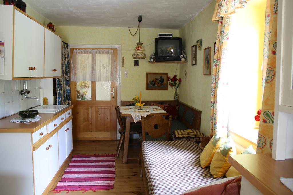 Weinbau-Gaestezimmer Martin Und Eva Maria Jamek Weißenkirchen in der Wachau Eksteriør billede
